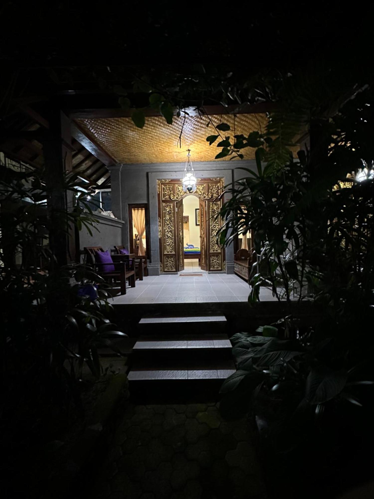 Nirvana Pension Ubud Eksteriør billede