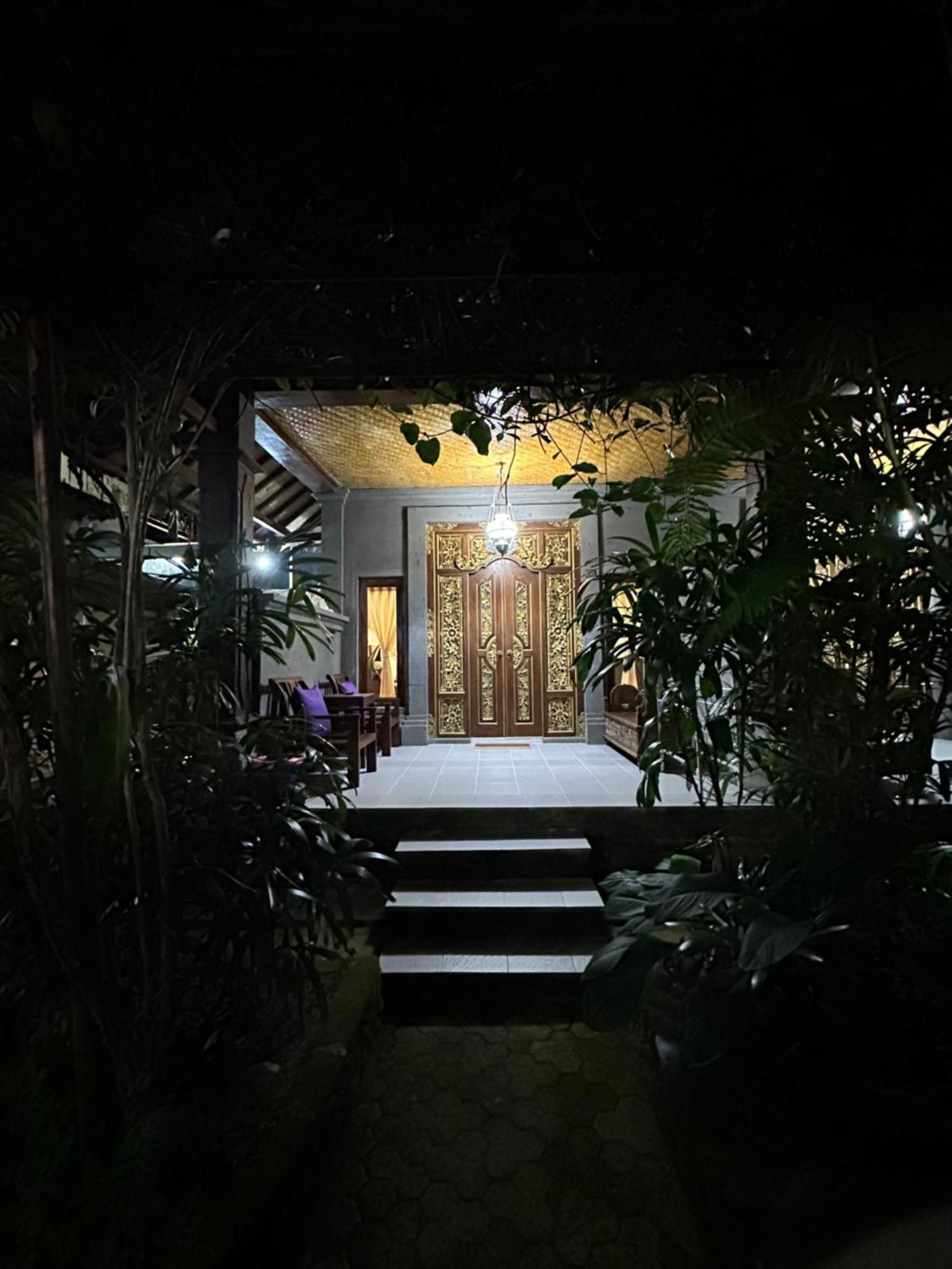 Nirvana Pension Ubud Eksteriør billede