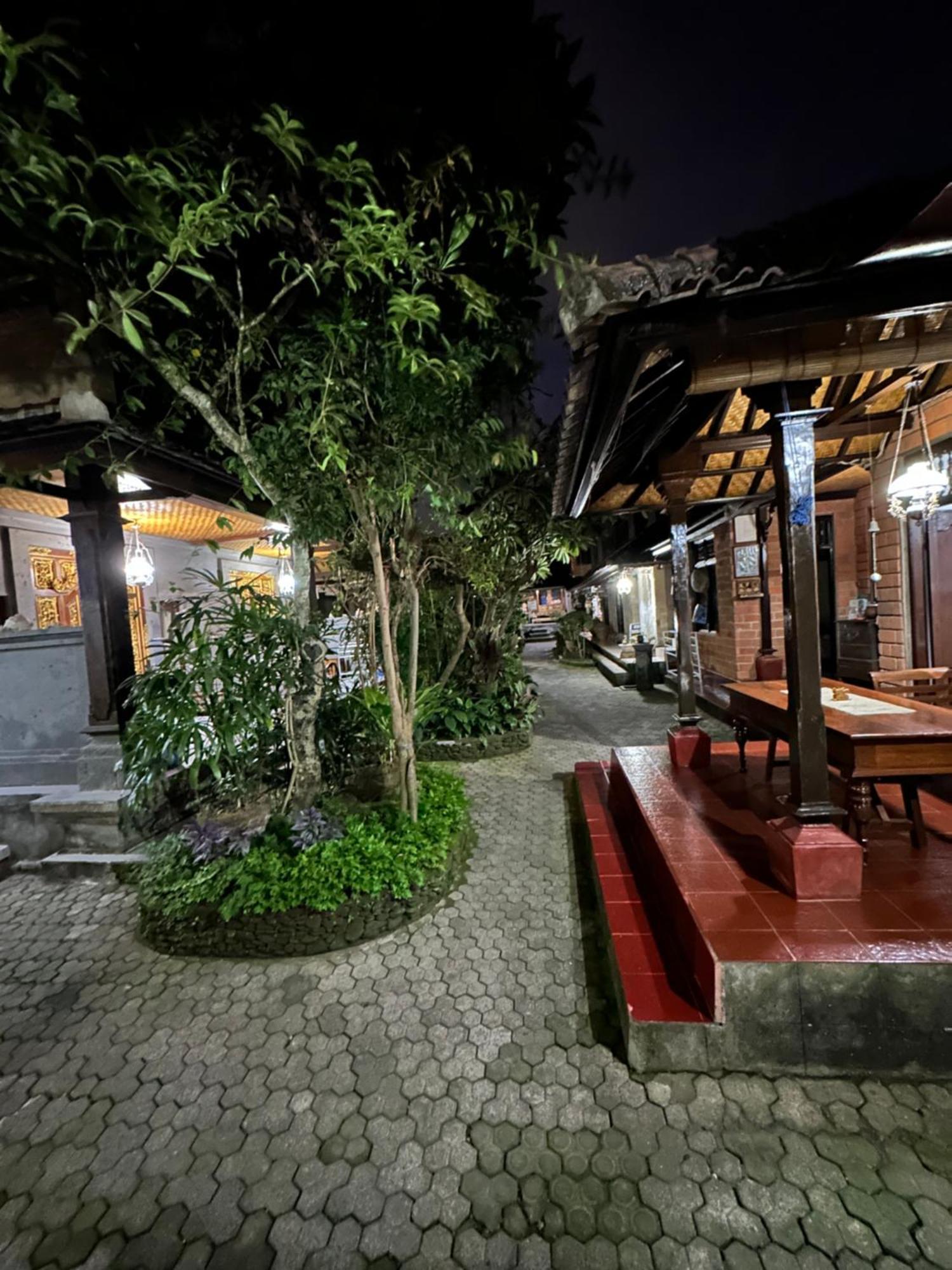 Nirvana Pension Ubud Eksteriør billede